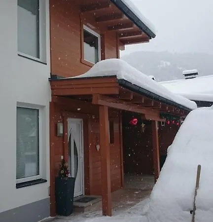 Yulia Zell am See