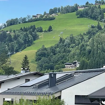 Yulia Domek alpejski Zell am See